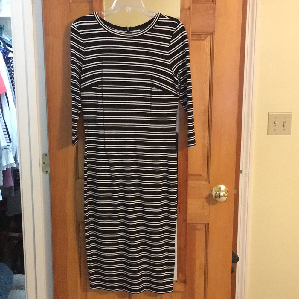 Ann Taylor dress. Size small.